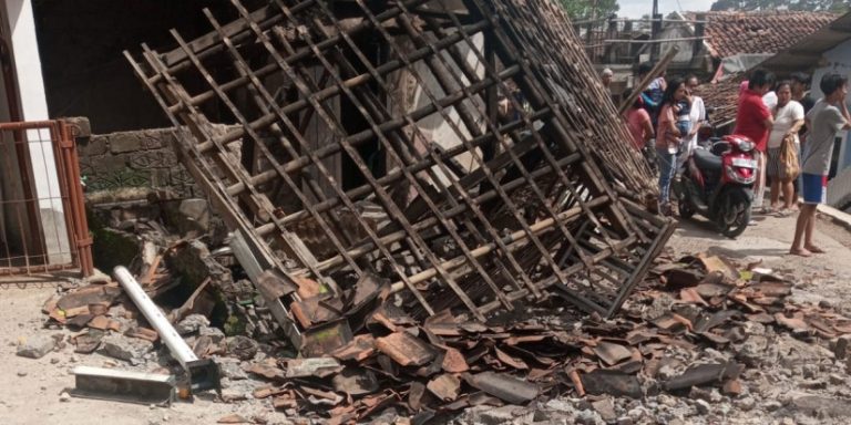 Terbaru Gempa Cianjur! BPBD Sebut Korban Meninggal Dunia Capai 162 Orang