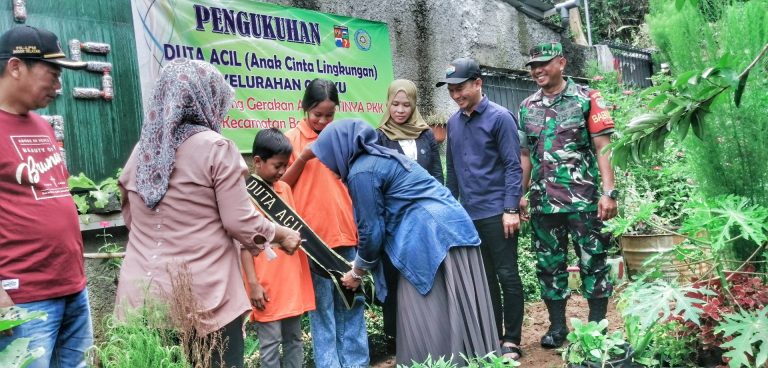 Peltu Ridwan Anwar Monitoring Pengukuhan Duta Acil di Cipaku