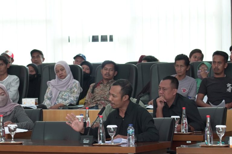 Pansus Raperda Pinjol DPRD Kota Bogor Serap Aspirasi Warga di RDP