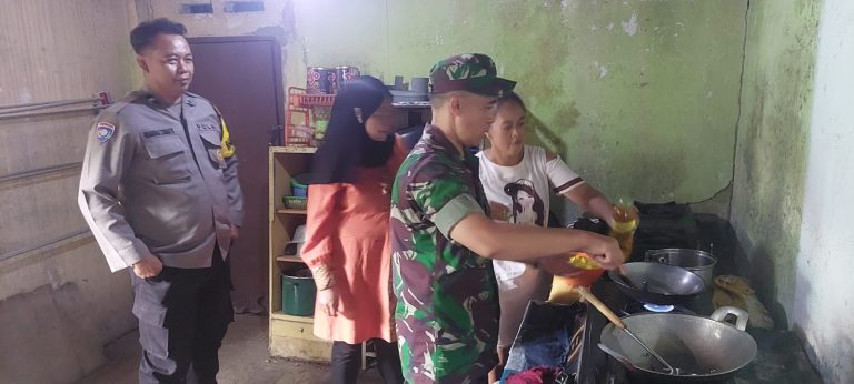 Pelda Ali Mahmudi Masuk Dapur, Wujud Pengabdian TNI kepada Rakyat