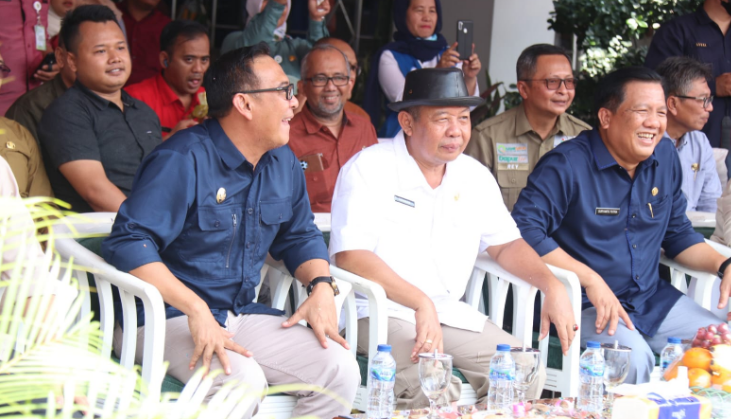 Ciptakan Pelayan Publik Smart, Pemkab Bogor Luncurkan Penggunaan PDH Smart Casual Bagi ASN