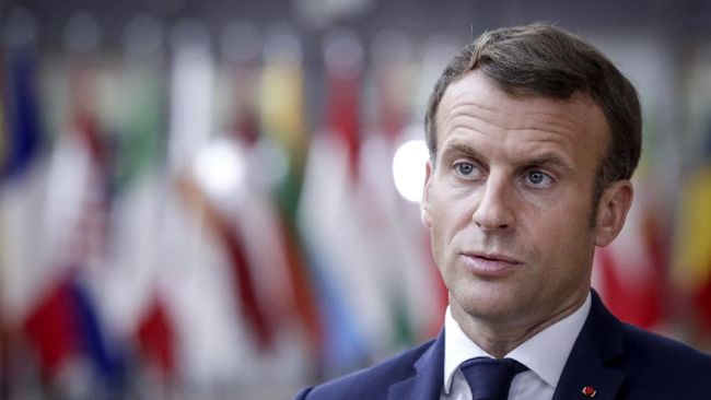 Profil Emmanuel Macron, Presiden Prancis yang Viral Gegara Jalan Kaki di Bali