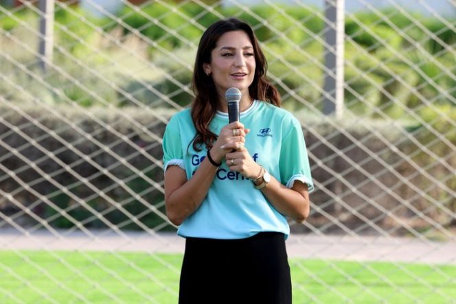 
 Nadia Nadim, Penyiar Piala Dunia 2022. (wolipop/Bogordaily.net)