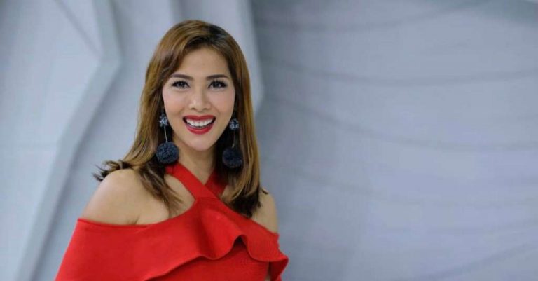 Diam-Diam Presenter Nadia Mulya Gugat Cerai Sang Suami