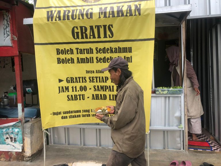 warung makan grtais di pakansari