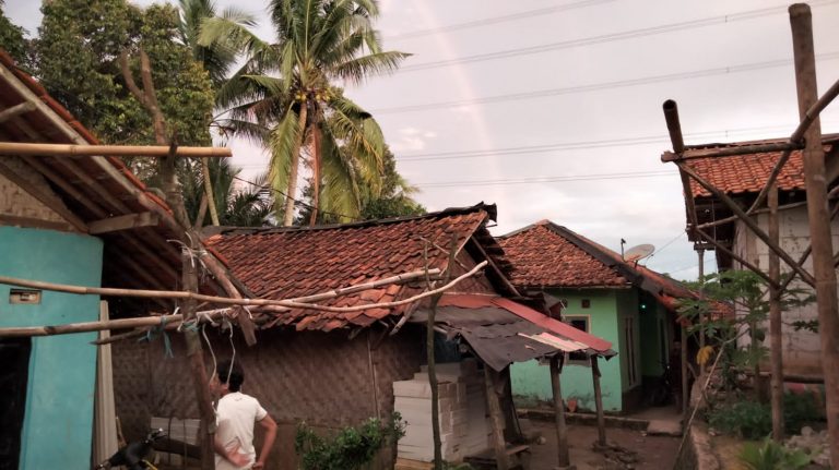 Nyaris Ambruk, Puluhan Tahun Rumah Warga di Cigudeg Bogor Diacuhkan Pemerintah