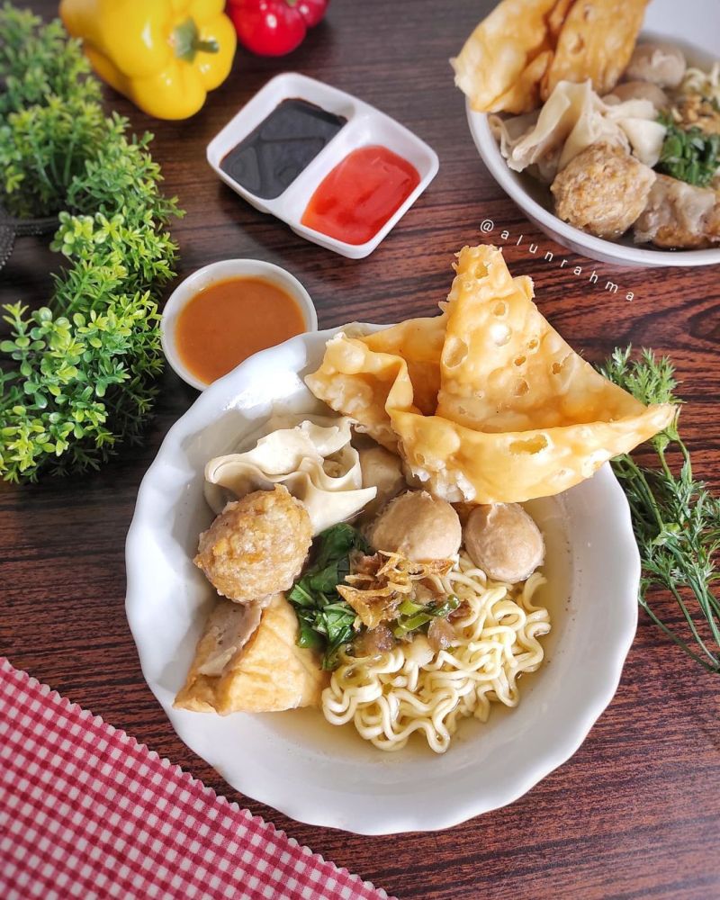 Terlihat Mirip Ini Perbedaan Cuanki Dan Bakso Malang