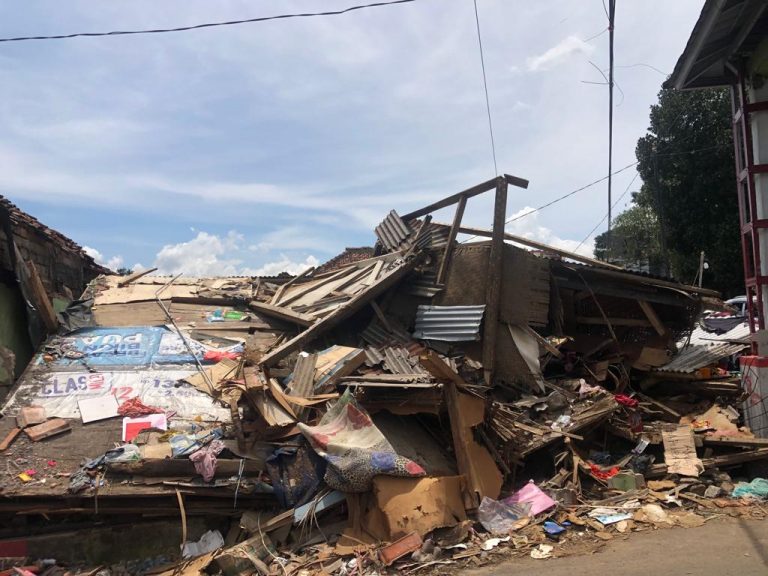 Laporan dari Cianjur: Begini Kondisi Jalan Menuju Lokasi Gempa Terparah