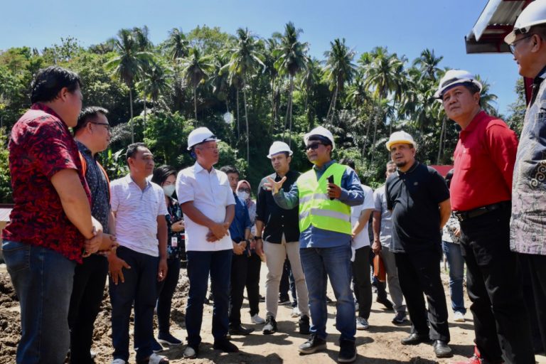 SesKemenKopUKM Pastikan Factory Sharing di Minahasa Selatan Beroperasi di 2023