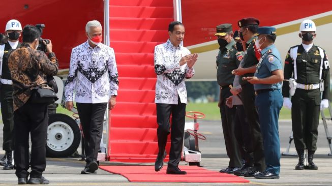 Ganjar Curhat di Depan Jokowi, Apa Saja yang Dibahas?