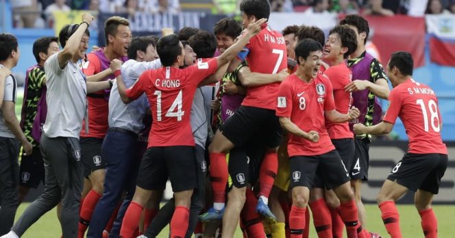 
 Korea Selatan Susul Jepang dan Australia di 16 Besar Piala Dunia 2022. (tirto.id/Bogordaily.net)