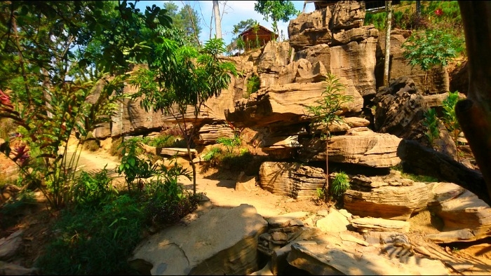 Review dan Lokasi Tempat Wisata Alam Goa di Bogor