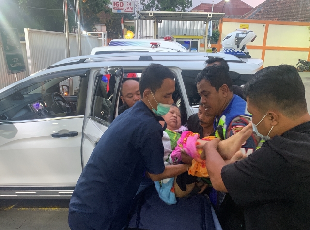 Polisi Penolong Polresta Bogor Kota Kawal Warga Kritis ke Rumah Sakit