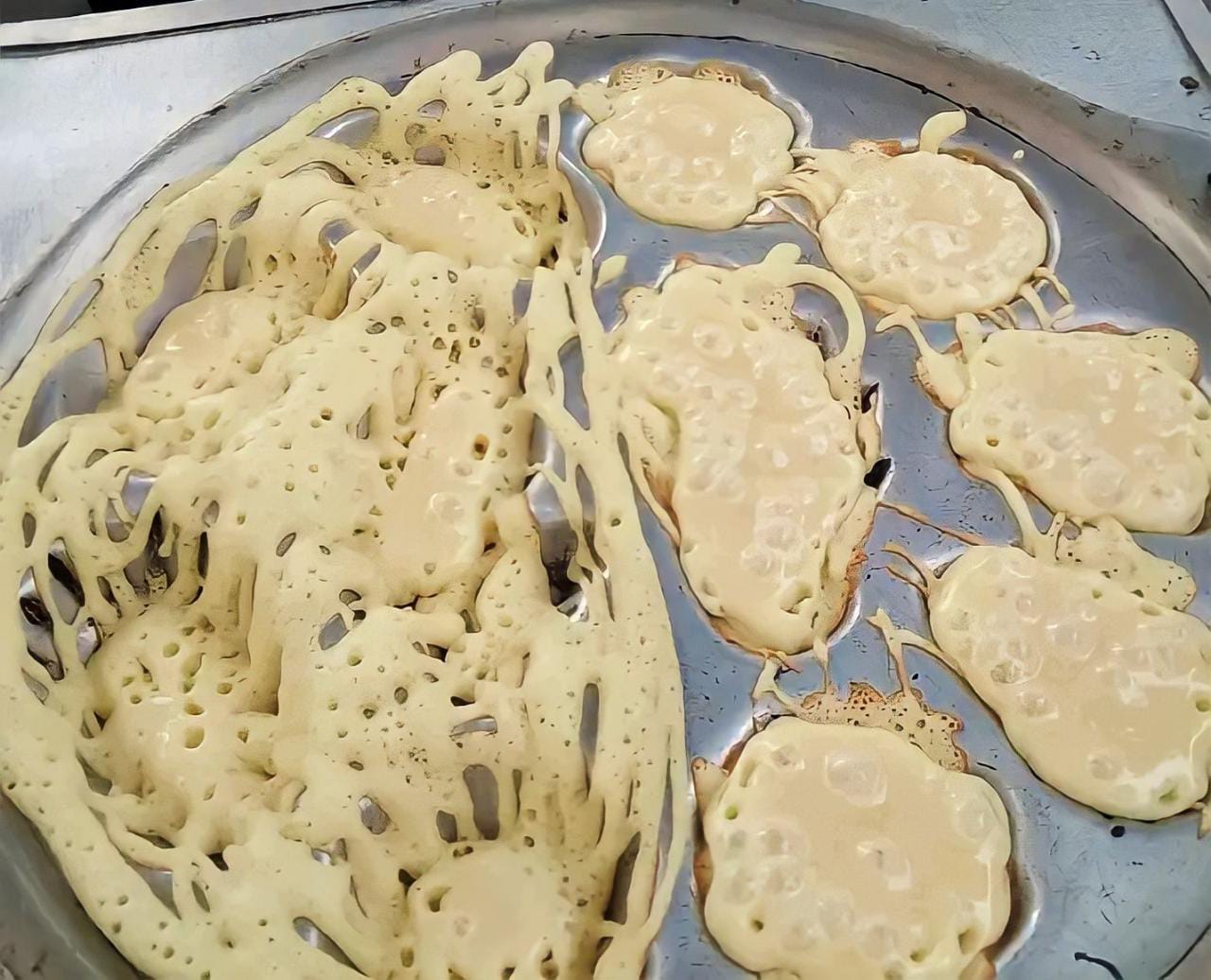 Jajanan Tradisional Kue Sarang Laba-laba