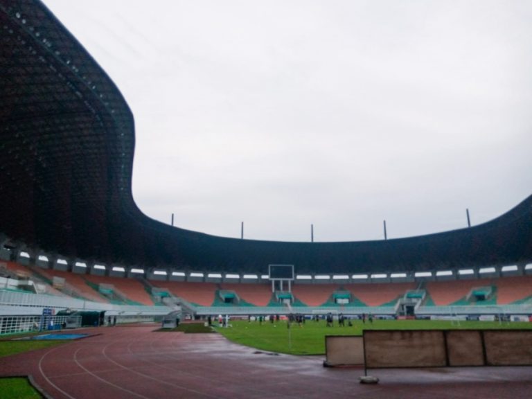 Resmi, Laga Persib Bandung vs Borneo FC Digelar di Stadion Pakansari Bogor