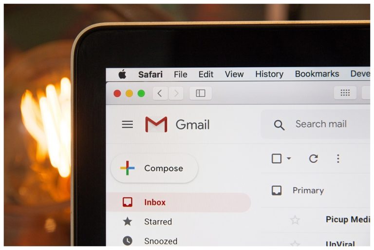 Cara Mudah dan Cepat Hapus Email di HP, Pengguna Android dan iOS Simak!