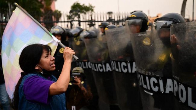 Serbu Bandara, 12 Orang Tewas dalam Kerusuhan Peru