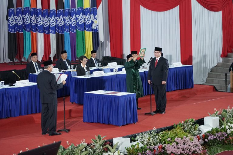 Bima Arya dan Dedie Rachim Hadiri Pelantikan Rektor IPB University