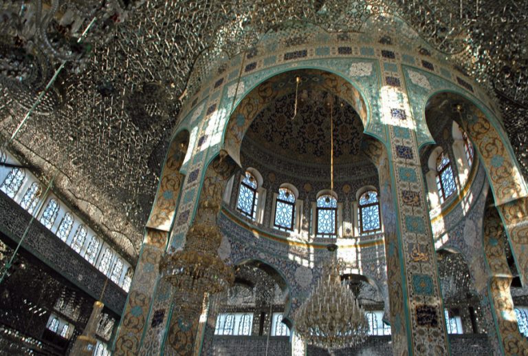 Mengintip Kemegahan Masjid Sayyidah Zainab, Utuh Saat Gempa Guncang Turki