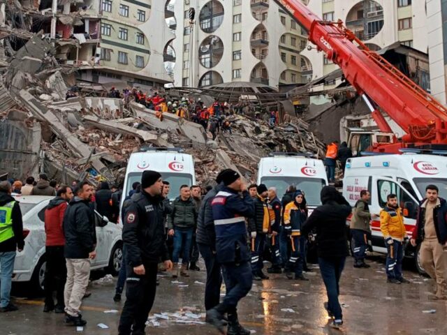 WHO Beri Peringatan, Korban Tewas Gempa Turki Bisa Meningkat 8 Kali Lipat
