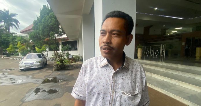 Ketua Komisi IV DPRD Kabupaten Bogor, Muad Khalim menggapi soal isu 10 pabrik hengkang dari Bogor