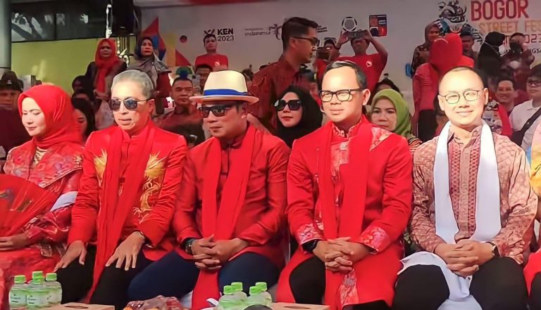 Berkat Cap Go Meh, Ridwan Kamil Sebut Kota Bogor Terbaik di Jabar