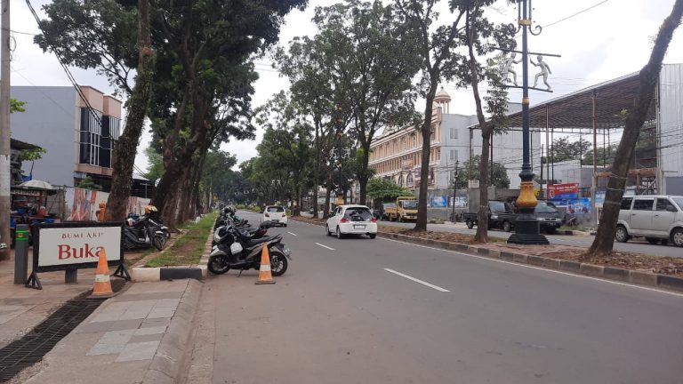 Mulai Maret, Pemkab Bogor Berlakukan Parkir Berbayar di Sepanjang Jalan Ediyoso Pakansari Cibinong