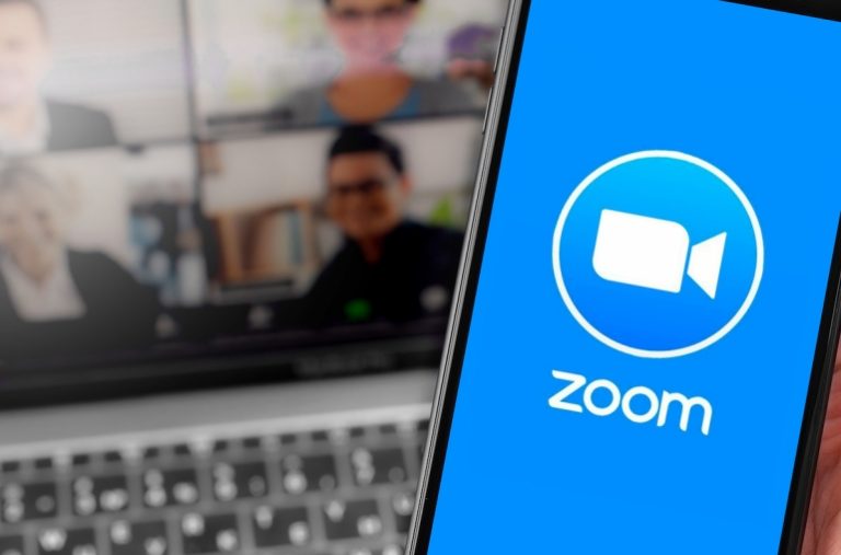 Perusahaan Zoom PHK Karyawan hingga Lakukan Pemotongan Gaji