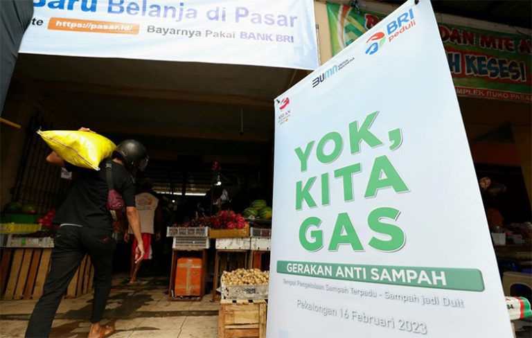 Gerakan Anti Sampah, BRI Peduli Jadikan Pasar Rogojampi Sebagai Pasar Percontohan Pengelolaan Sampah