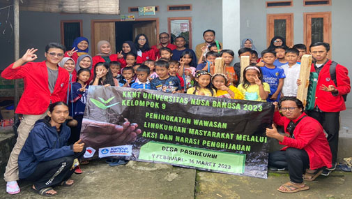 Mahasiswa UNB Ajak Anak Desa Pasir Eurih Peduli Lingkungan Melalui Permainan, Dongeng, dan Rumah Baca