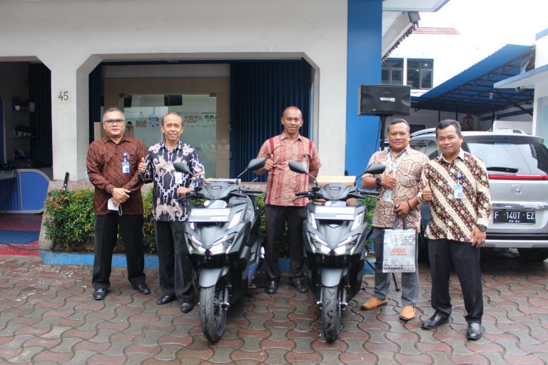 Tingkatkan Fungsi Pelayanan, 22 Karyawan Bank Kota Bogor Diberikan Kendaraan Dinas