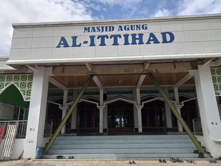 Masjid Agung Al Ittihad, Salah Satu Masjid Tertua di Cibinong