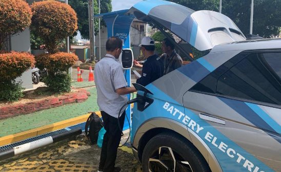 Akselerasi Ekosistem Kendaraan Listrik, PLN Tambah 5 SPKLU di Palembang