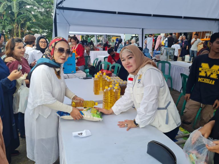 Bantu Pengendalian Inflasi Daerah, Kadin Kabupaten Bogor Gelar Bazar Ramadan dan Pasar Murah