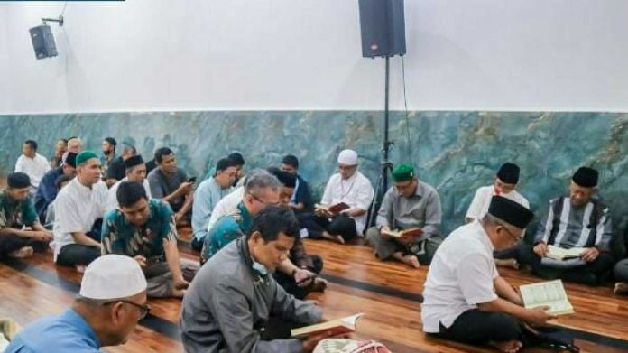 Keluarga Besar UIKA Bogor Gelar Khatam Quran dan Kajian Selama Ramadan 1444H