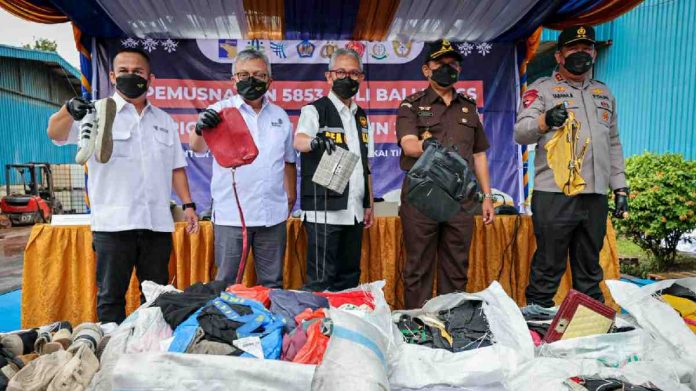 KemenKopUKM Apresiasi Kolaborasi Berbagai Pihak Berantas Pakaian, Sepatu dan Tas Ilegal di Batam