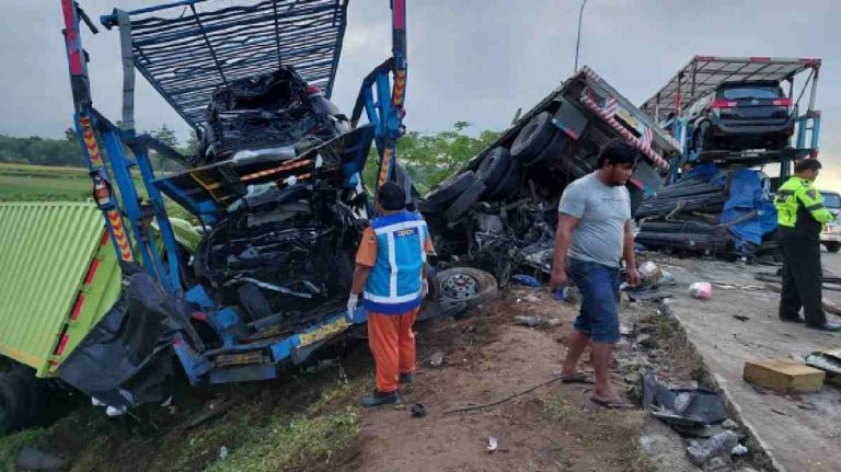Kisah Dibalik Kecelakaan Beruntun di Tol Semarang-Solo  yang Menewaskan 8 Orang