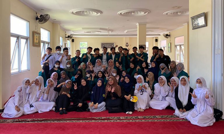 Ramadan Produktif Ala KPI UIKA Bogor Bersama Siswa SMK Taruna Terpadu 2