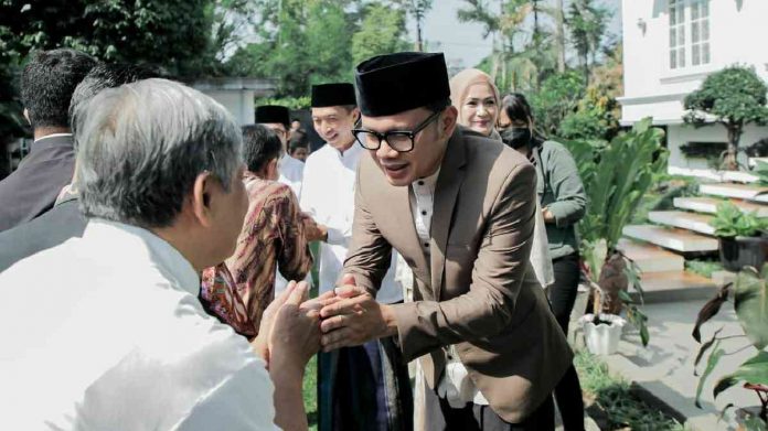 Walikota Bogor Bima Arya dan Dedie Rachim Silaturahmi ke Mantan Wali Kota dan Danrem