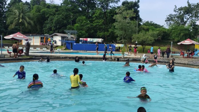 Kolam Mila Kencana kolam renang di Bogor