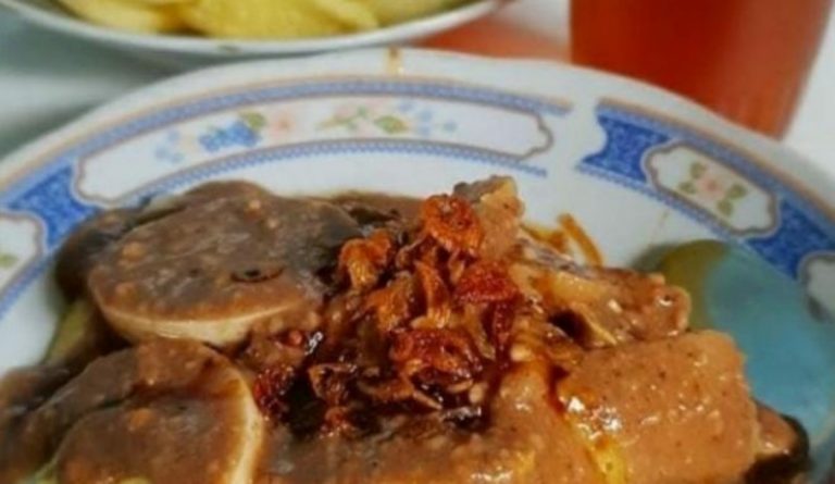 Doclang Doclang Tumbuk Pak Odik, Rekomendasi Makanan Khas Bogor