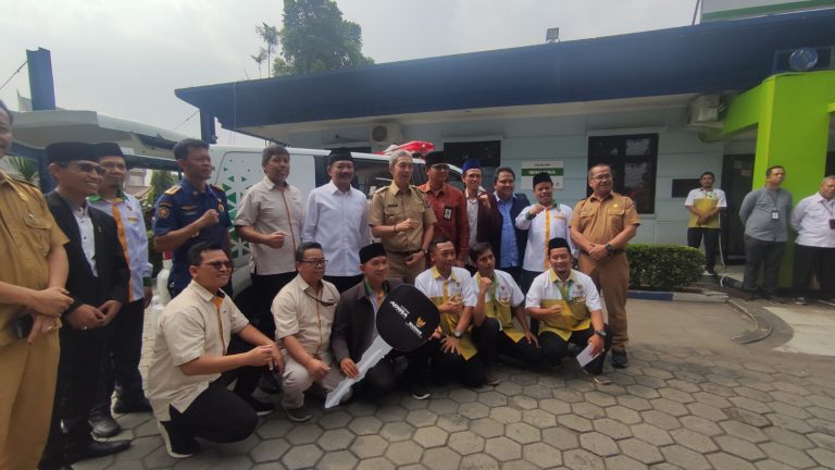 Adira Finance Syariah Serahkan Satu Unit Ambulance Untuk Klinik Ibnu Sina Baznas Kota Bogor