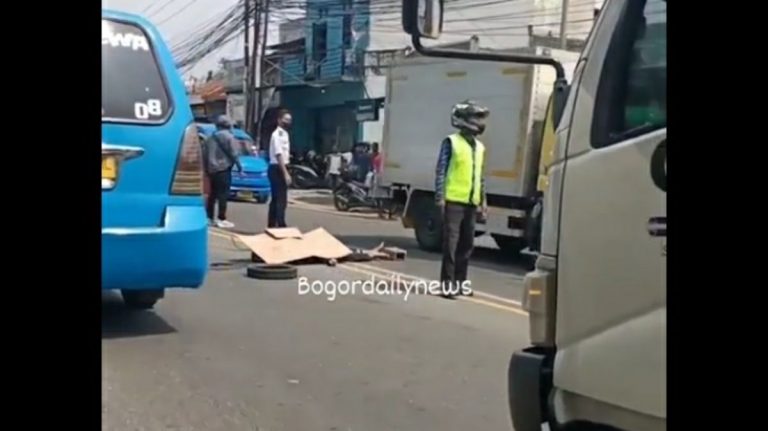 Kecelakaan Maut di Depan Pasar Ciluar Bogor, Korban Meninggal di Tempat