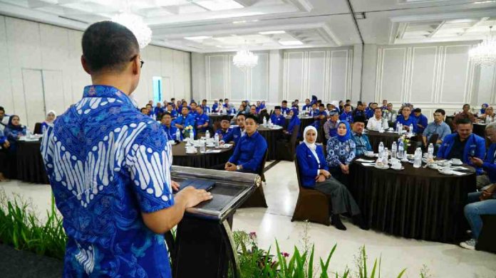 Target Menang, Sekjen PAN Eddy Soeparno Konsolidasikan Bacaleg PAN