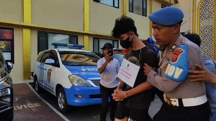 ASR si Pembunuh Arya Saputra Sempat Minta Perlindungan Dukun di Cianjur fakta pelaku pembacokan anak terjerat kasus hukum di Bogor