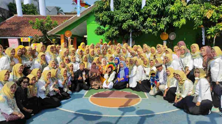 Serbukatif Kota Bogor, Lewat Dongeng dan Bernyanyi Ajarkan Anak Bicara Positif