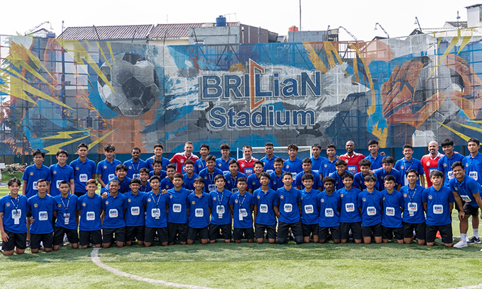 BRImo Future Garuda: Potret Pemain Muda Indonesia Latihan Bersama Legenda Sepakbola Dunia