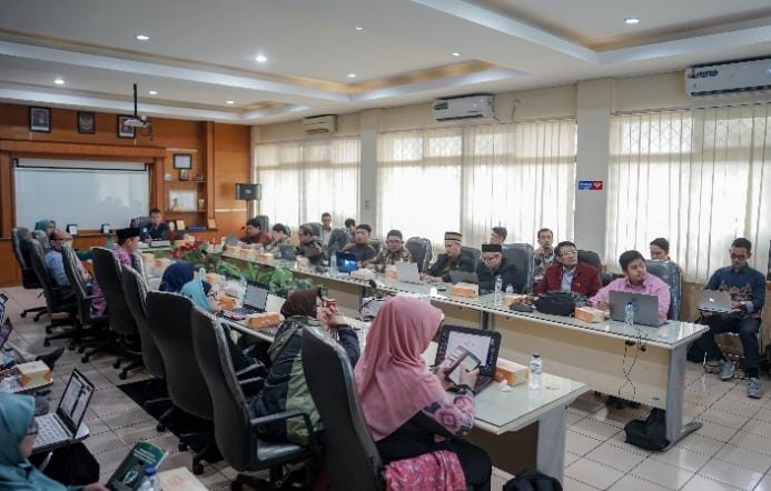 40 Dosen Sekprodi dan Staf IT UIKA Bogor Ikuti Pelatihan SEAMOLEC