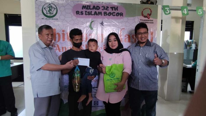 Milad ke-32, RS Islam Bogor Menggelar Khitanan Massal