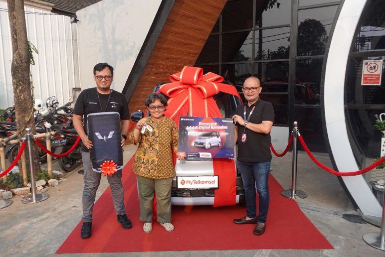 Program Jelajah Digital 2023, Pelanggan Setia Telkomsel Dapat Mobil Wuling Air EV Gratis